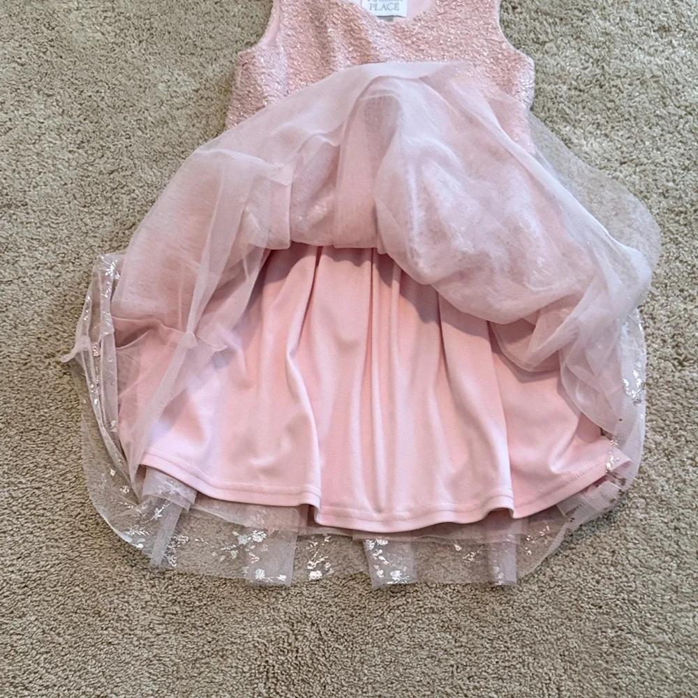 The Children's Place Pink Sparkle Dress. 5T. Hardly wore. Pink and gold